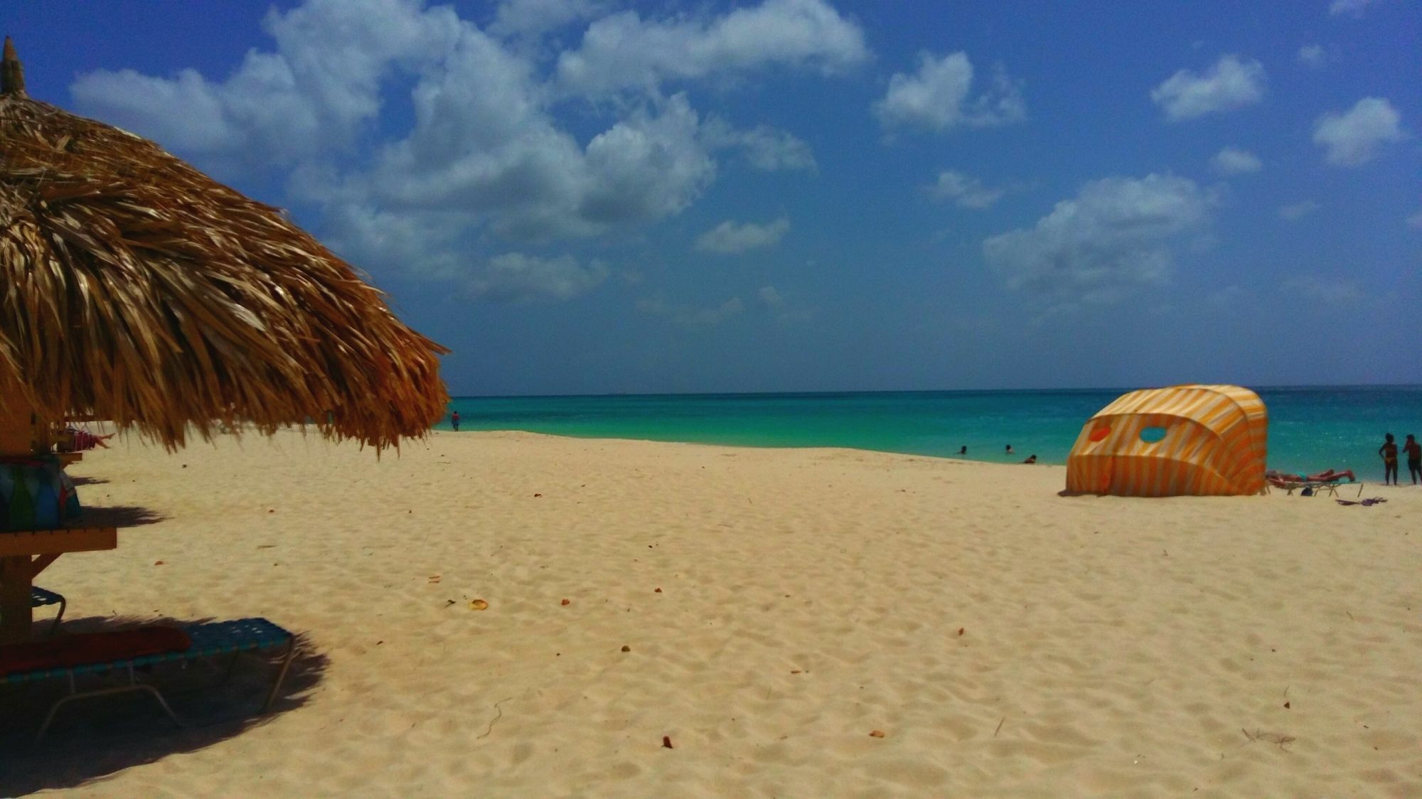 Dorado Eagle Beach Hotel Oranjestad Esterno foto