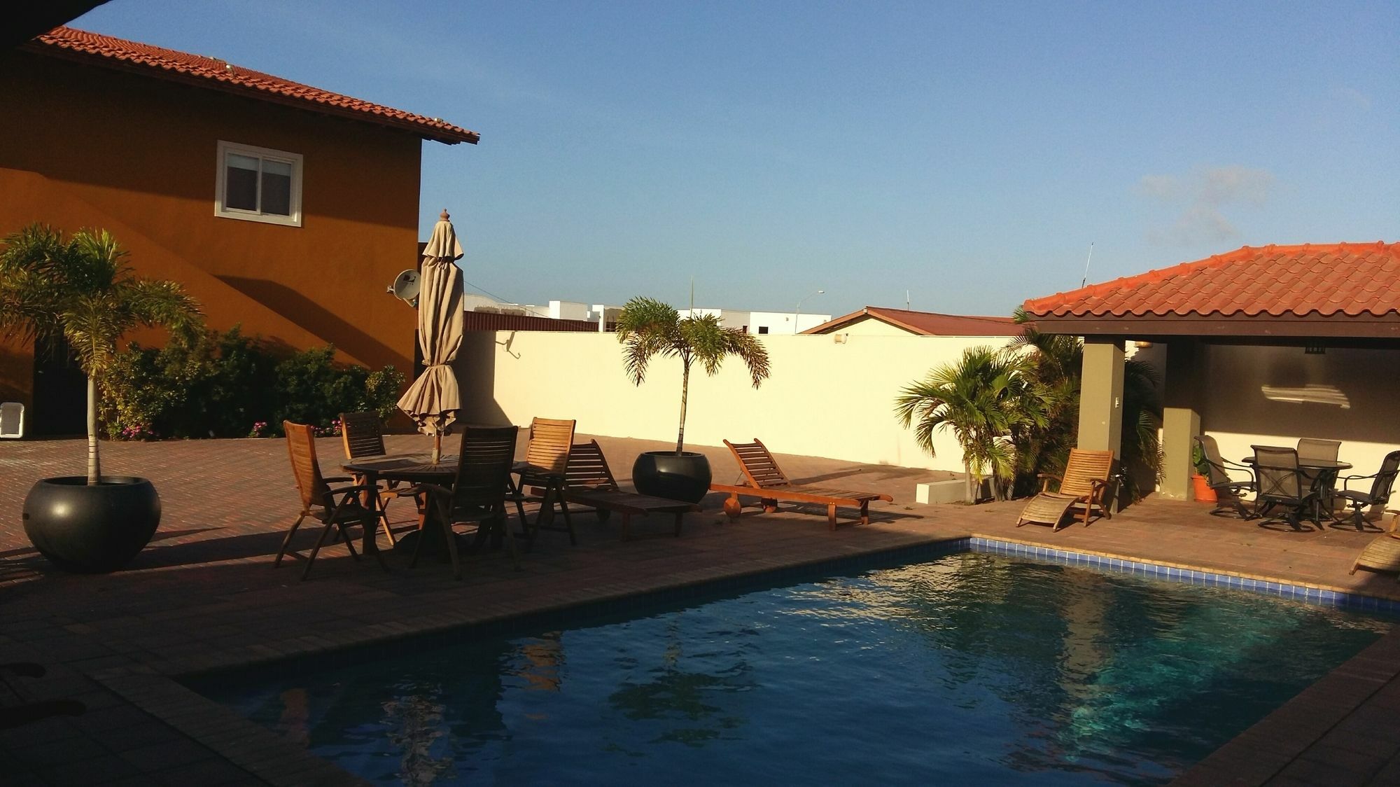 Dorado Eagle Beach Hotel Oranjestad Esterno foto